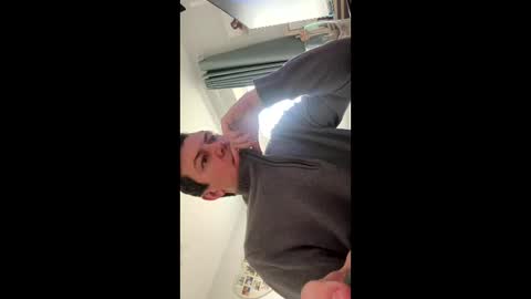 Snapshot of gaz101993 chatting on 11/05/25, 01:00 GazP online show from 11/05/25, 01:00