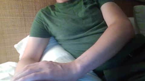 Snapshot of gccurious76 chatting on 10/04/25, 12:36 GCGuy online show from 10/04/25, 12:36