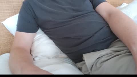 Snapshot of gccurious76 chatting on 11/16/25, 05:46 GCGuy online show from 11/16/25, 05:46