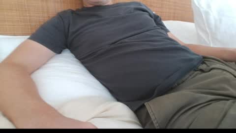 Snapshot of gccurious76 chatting on 04/16/26, 12:11 GCGuy online show from 04/16/26, 12:11