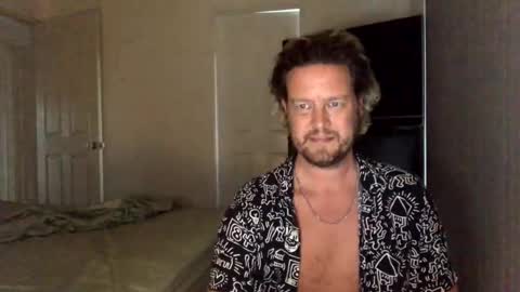 gcsurfer81 online show from 12/12/24, 08:25