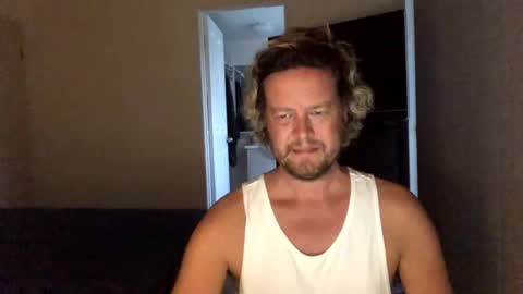 gcsurfer81 online show from 01/22/25, 08:29