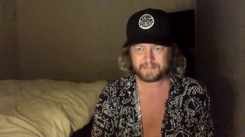 gcsurfer81 online show from 10/03/25, 09:06