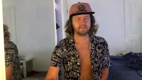 gcsurfer81 online show from 02/02/26, 07:18