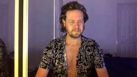 Snapshot of gcsurfer81 chatting on 04/06/26, 09:43 gcsurfer81 online show from 04/06/26, 09:43