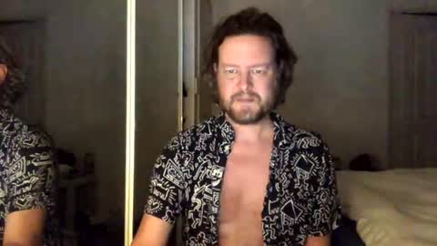 gcsurfer81 online show from 06/20/26, 08:28