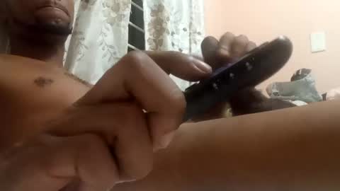 Snapshot of gdon585847 chatting on 02/24/25, 05:11 gdon585847 online show from 02/24/25, 05:11