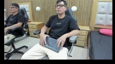 Gean Mclovin online show from 04/30/26, 07:09