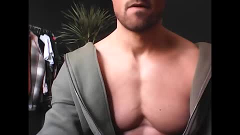 Gecko946915 online show from 01/06/26, 11:47