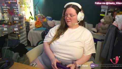 Snapshot of geeky_kitten chatting on 10/25/25, 02:19 Geeky Kitten Leina -  online show from 10/25/25, 02:19