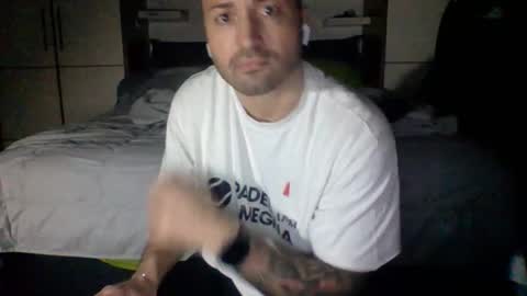 Snapshot of geep90 chatting on 02/20/26, 11:11 geep90 online show from 02/20/26, 11:11