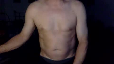 Snapshot of geetarluvver chatting on 12/25/24, 01:10 geetarluvver online show from 12/25/24, 01:10