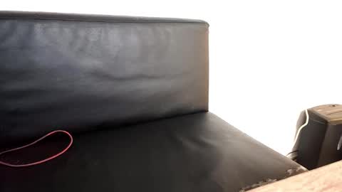 Snapshot of geilomattig chatting on 02/08/26, 01:20 Lassmiranda online show from 02/08/26, 01:20