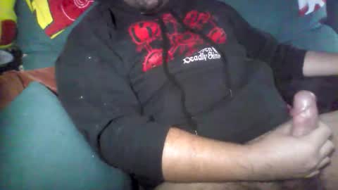 Snapshot of geiser091 chatting on 10/17/25, 07:44 geiser091 online show from 10/17/25, 07:44