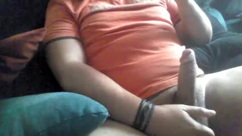 Snapshot of geiser091 chatting on 04/02/26, 02:04 geiser091 online show from 04/02/26, 02:04