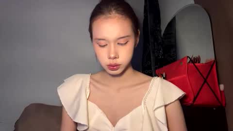 Snapshot of geisha39317 chatting on 04/13/26, 11:32 ChaRisa online show from 04/13/26, 11:32