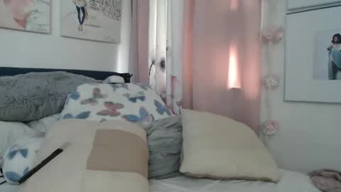 Snapshot of geishapaige chatting on 03/11/26, 04:35 The Empress online show from 03/11/26, 04:35