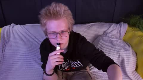 GEKZ online show from 03/18/26, 02:42