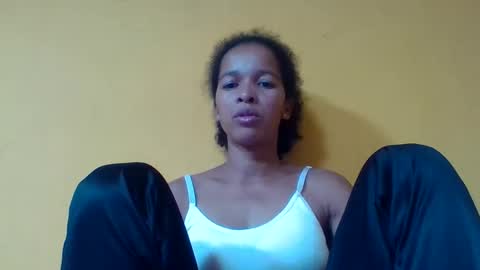 Snapshot of gelmene chatting on 04/19/26, 06:10 gelmene online show from 04/19/26, 06:10