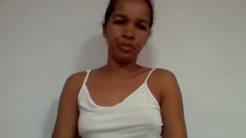 Snapshot of gelmene chatting on 06/17/26, 04:37 gelmene online show from 06/17/26, 04:37