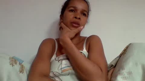 Snapshot of gelmene chatting on 06/20/26, 07:27 gelmene online show from 06/20/26, 07:27