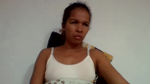 Snapshot of gelmene chatting on 06/23/26, 03:54 gelmene online show from 06/23/26, 03:54