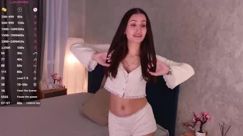 Snapshot of gembrunette chatting on 03/26/26, 03:06 Lia online show from 03/26/26, 03:06