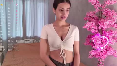 Snapshot of gembrunette chatting on 06/20/26, 02:09 Lia online show from 06/20/26, 02:09