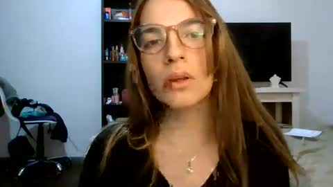 Gemma online show from 07/06/26, 01:52
