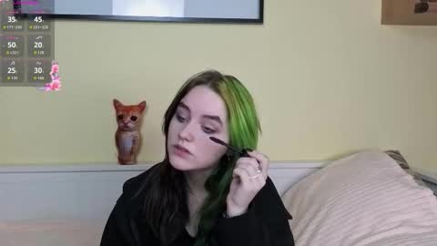 Snapshot of gemmafulwood chatting on 09/29/25, 06:35 Ilona online show from 09/29/25, 06:35