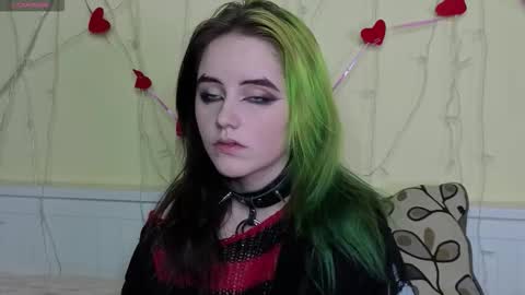 Snapshot of gemmafulwood chatting on 10/15/25, 06:08 Ilona online show from 10/15/25, 06:08