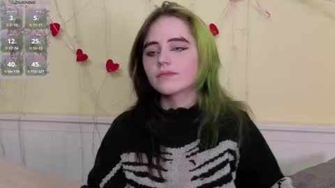 Snapshot of gemmafulwood chatting on 10/22/25, 07:24 Ilona online show from 10/22/25, 07:24