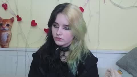 Snapshot of gemmafulwood chatting on 10/27/25, 07:51 Ilona online show from 10/27/25, 07:51