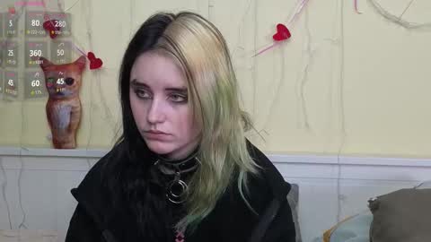 Snapshot of gemmafulwood chatting on 10/28/25, 07:27 Ilona online show from 10/28/25, 07:27