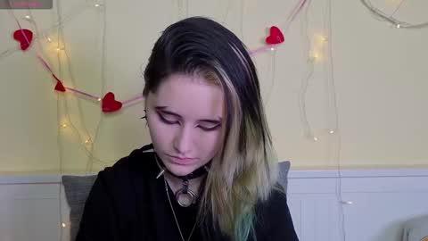 Snapshot of gemmafulwood chatting on 11/08/25, 06:18 Ilona online show from 11/08/25, 06:18