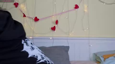 Snapshot of gemmafulwood chatting on 11/09/25, 06:06 Ilona online show from 11/09/25, 06:06