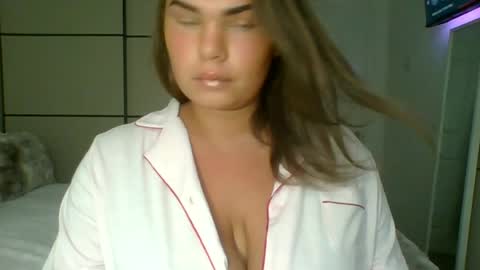 Snapshot of gemmarmalade chatting on 07/18/26, 12:20 GEMMARMALADE online show from 07/18/26, 12:20
