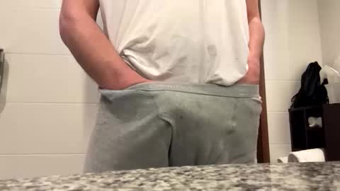 gen_z_boy online show from 12/02/25, 08:15