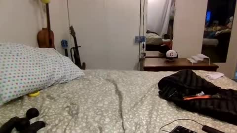 Snapshot of genderpalooza chatting on 01/25/25, 08:42 Lenzy LaCanada online show from 01/25/25, 08:42