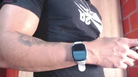 Snapshot of gendersonfit chatting on 06/19/26, 10:57 gendersonfit online show from 06/19/26, 10:57