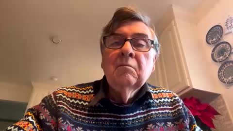 Snapshot of geneox chatting on 12/26/24, 01:54 GeneOx online show from 12/26/24, 01:54