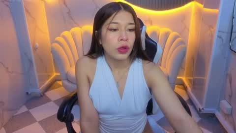 Snapshot of genesis_b_ chatting on 05/02/26, 12:43 genesis_b_ online show from 05/02/26, 12:43