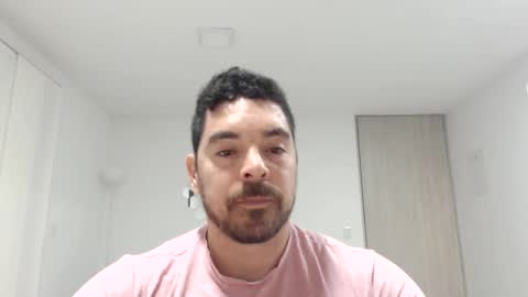 Snapshot of genesis_wb chatting on 01/29/25, 01:05 genesis_wb online show from 01/29/25, 01:05