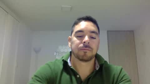 Snapshot of genesis_wb chatting on 09/20/25, 12:33 genesis_wb online show from 09/20/25, 12:33