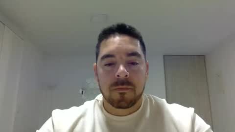 Snapshot of genesis_wb chatting on 09/25/25, 03:32 genesis_wb online show from 09/25/25, 03:32