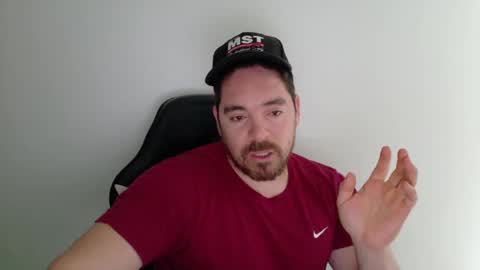 Snapshot of genesis_wb chatting on 10/20/25, 10:32 genesis_wb online show from 10/20/25, 10:32