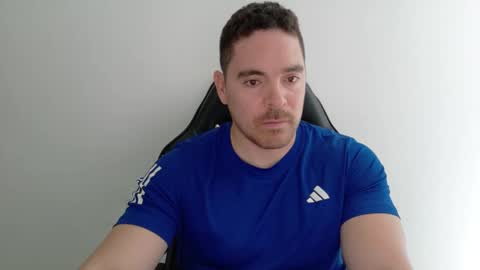 Snapshot of genesis_wb chatting on 10/23/25, 09:13 genesis_wb online show from 10/23/25, 09:13