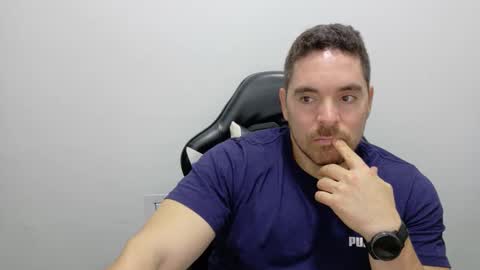 Snapshot of genesis_wb chatting on 10/30/25, 03:30 genesis_wb online show from 10/30/25, 03:30