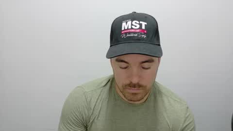 Snapshot of genesis_wb chatting on 11/28/25, 01:52 genesis_wb online show from 11/28/25, 01:52