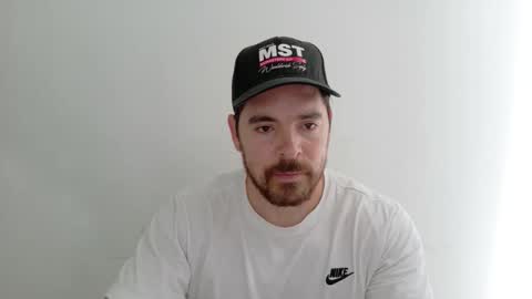 Snapshot of genesis_wb chatting on 12/21/25, 09:00 genesis_wb online show from 12/21/25, 09:00